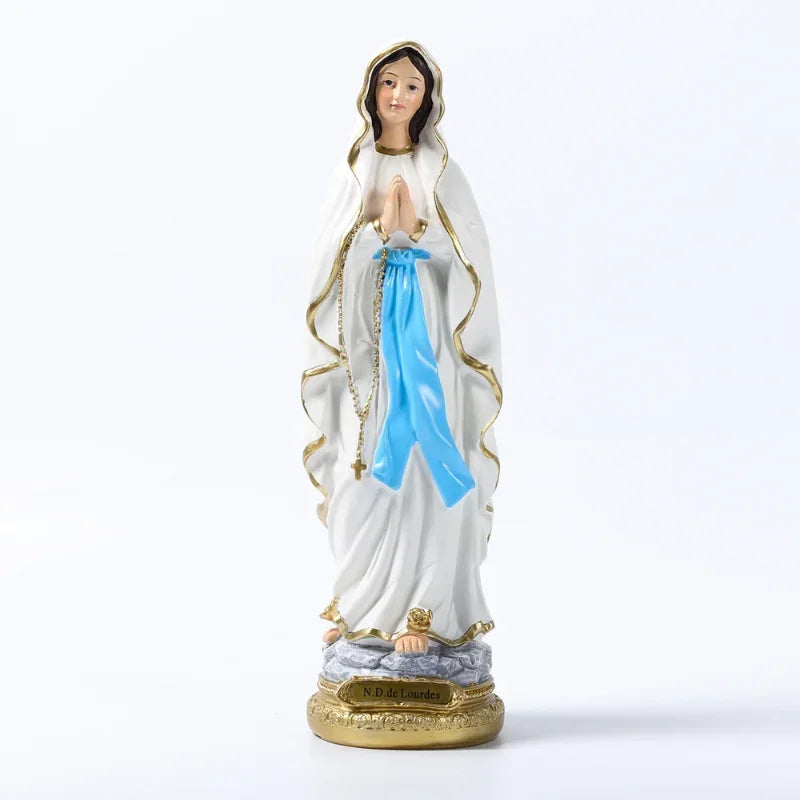 Virgen Mary Statue